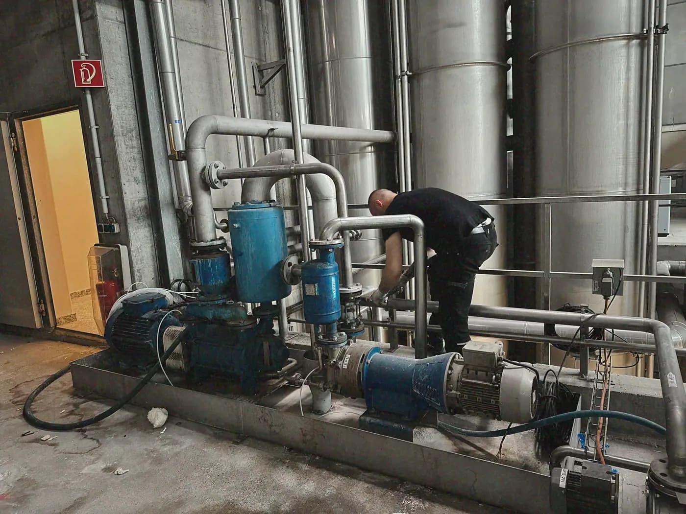 Svuotamento Completo di una Sala Produzione ed Esportazione degli Impianti all'Estero — 5