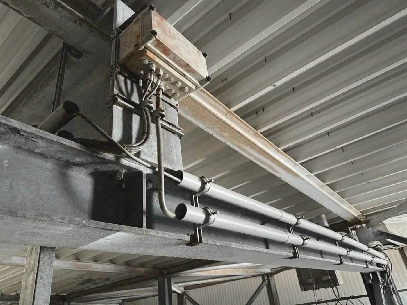 Svuotamento Completo di una Sala Produzione ed Esportazione degli Impianti all'Estero — 8